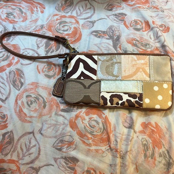 Women's Coach Zipper Coin Pouch with Tag - Picture 3 of 11